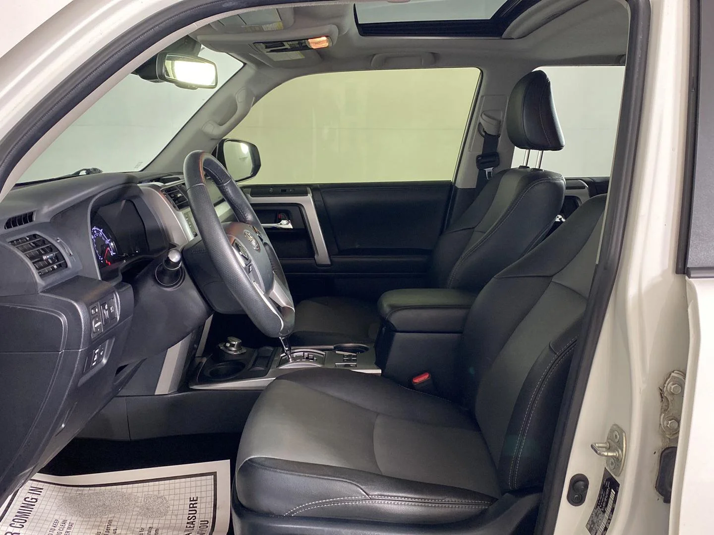 Used 2022 Super White Toyota SR5 Premium image 15