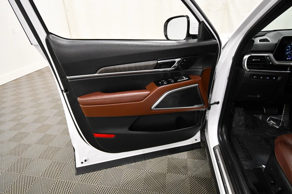 Certified Used 2024 White Kia SX-Prestige image 13