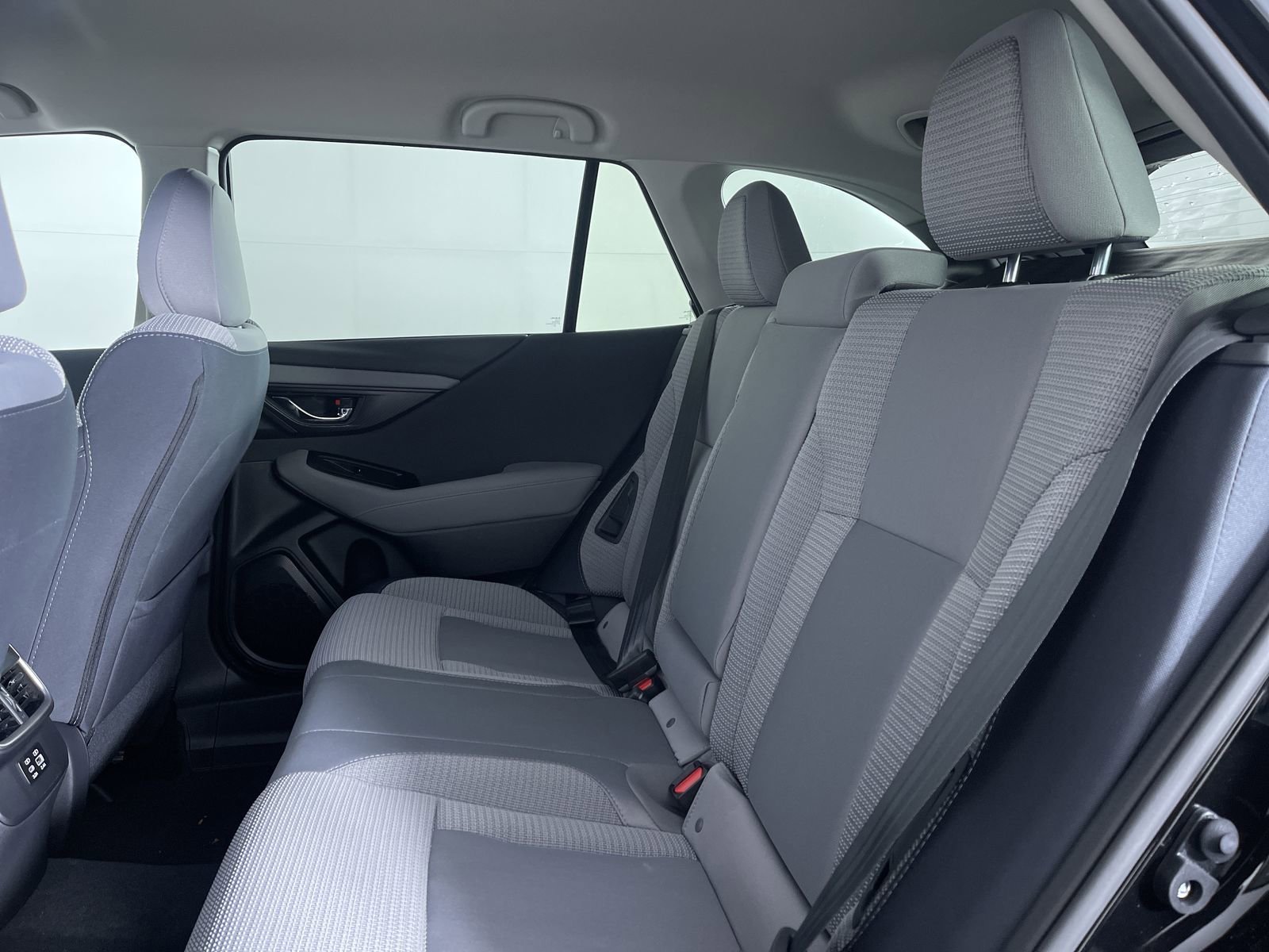 2025 Subaru Outback Premium - Photo 21