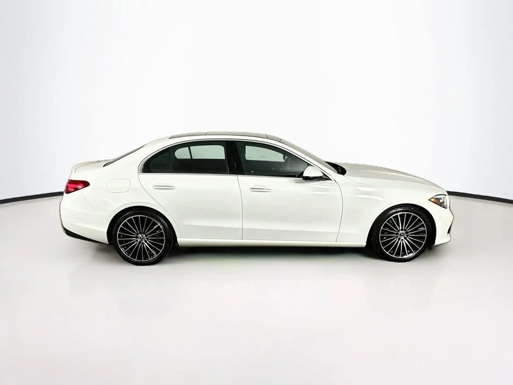 Used 2026  Mercedes-Benz C 300 image 8