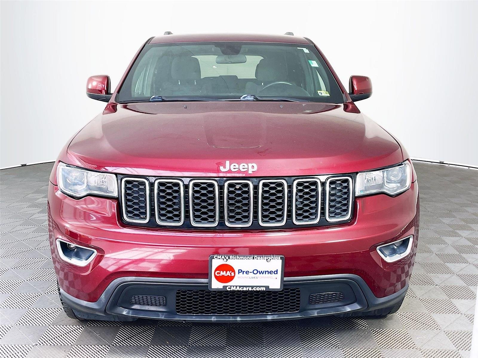 Used 2019 Jeep Grand Cherokee Laredo E with VIN 1C4RJFAG9KC565724 for sale in South Chesterfield, VA