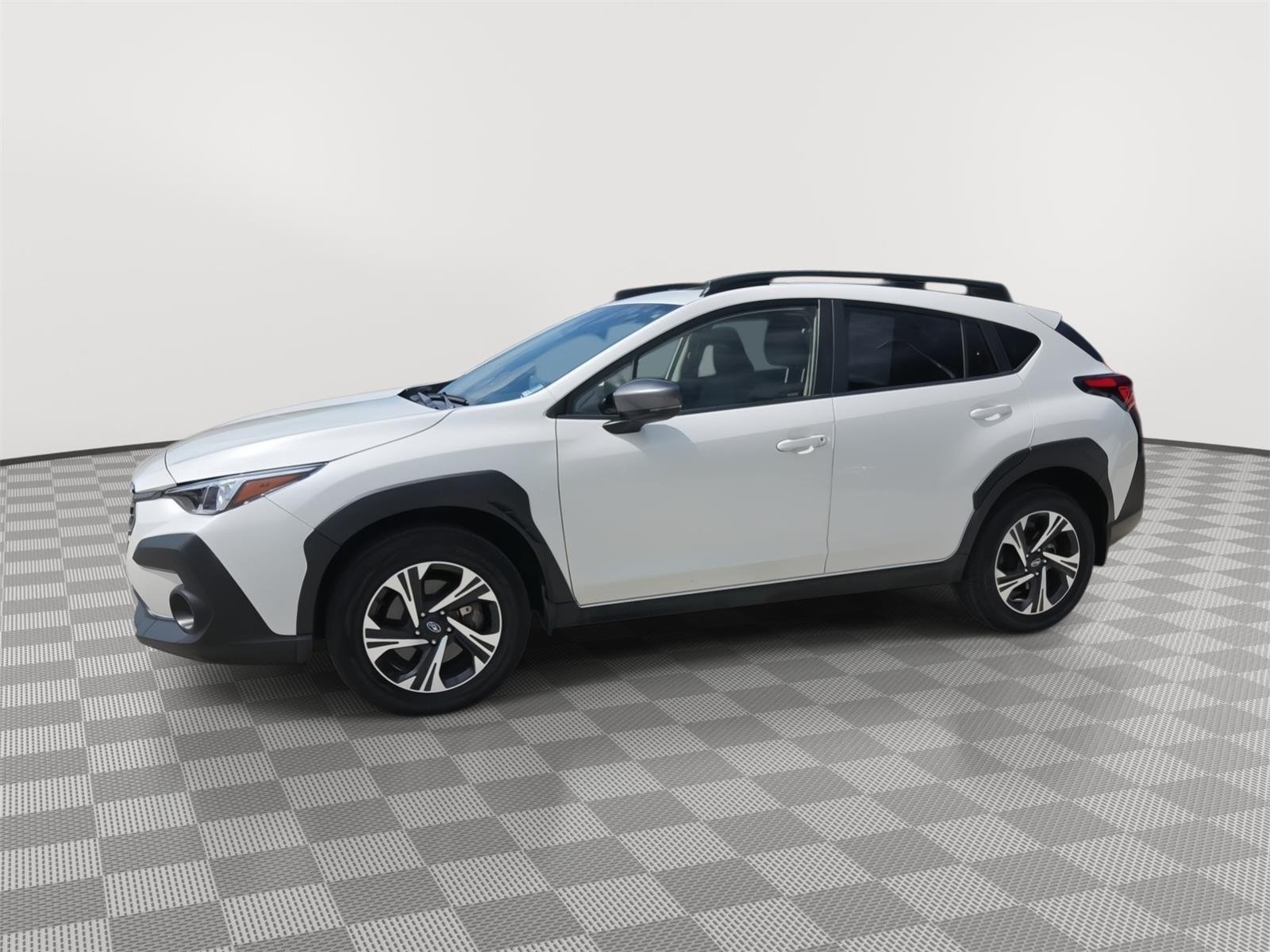 Used 2024 Crystal White Pearl Subaru Premium image 1