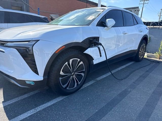 Used 2024 Chevrolet Blazer EV LT with VIN 3GNKDBRJ4RS253405 for sale in Torrance, CA