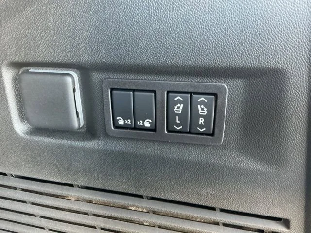 2026 Chevrolet Tahoe LT - Photo 25