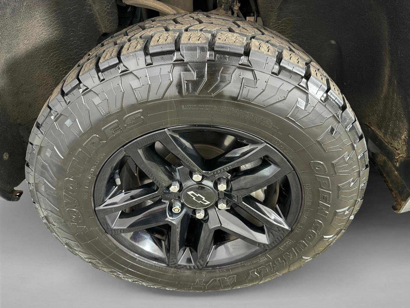 Used 2019 Silver Ice Metallic Chevrolet LT Trail Boss image 11