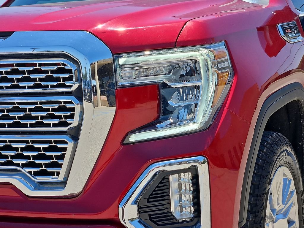 Used 2022 Red GMC Denali image 8