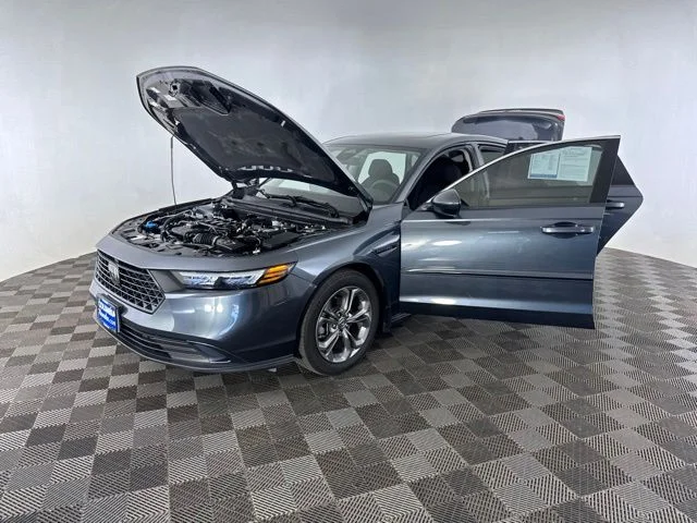 Used 2024 Gray Honda EX image 12