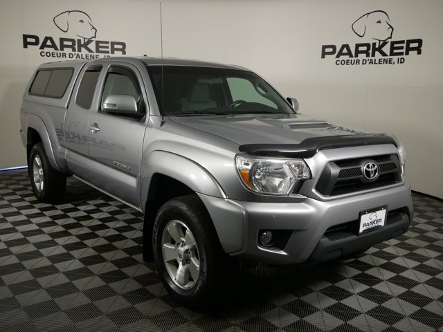 Used 2015 Silver Sky Metallic Toyota Extended Cab TRD Sport Extra Value Pkg image 4