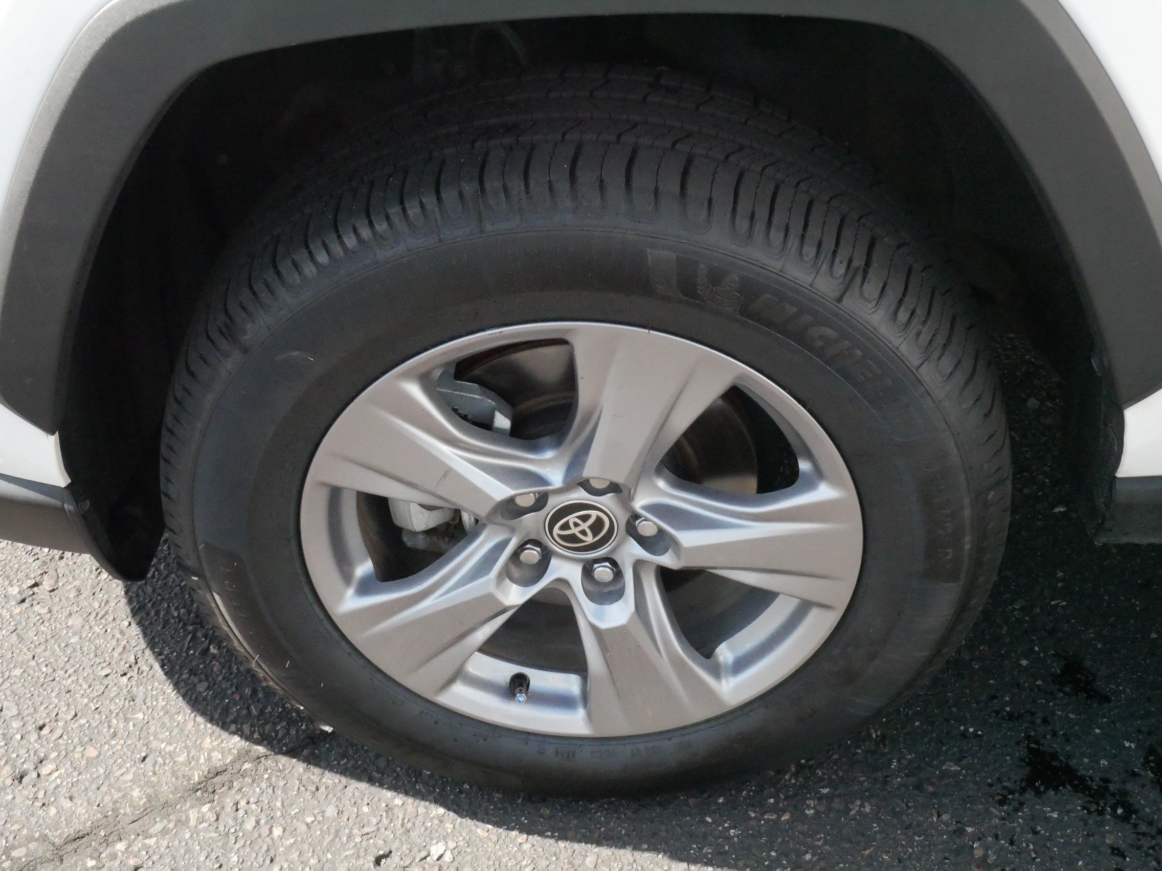 Certified Used 2022 White Toyota XLE image 12