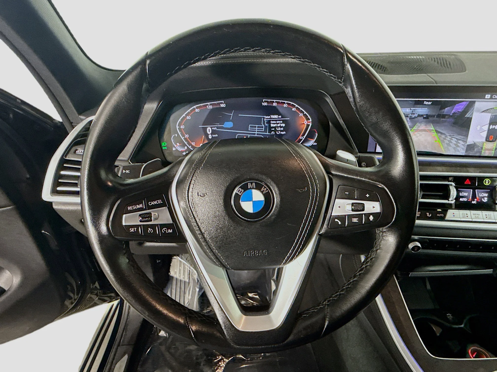Used 2023 Black Sapphire Metallic BMW sDrive40i image 9