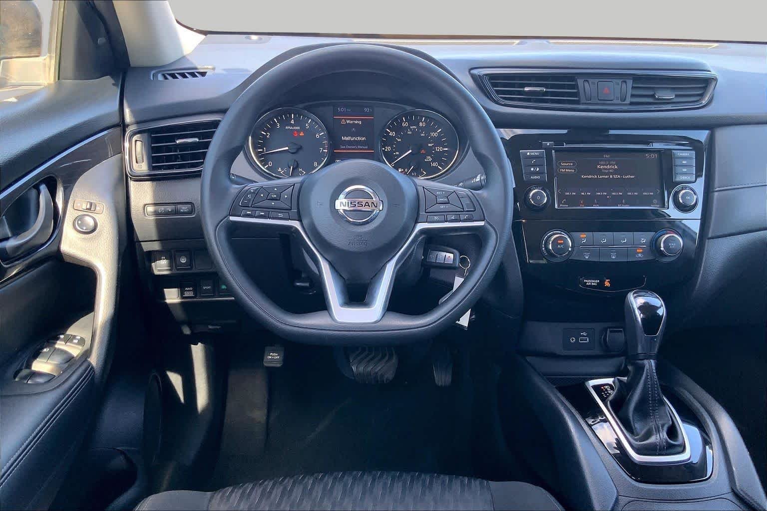 Used 2019 Brilliant Silver Metallic Nissan S image 6