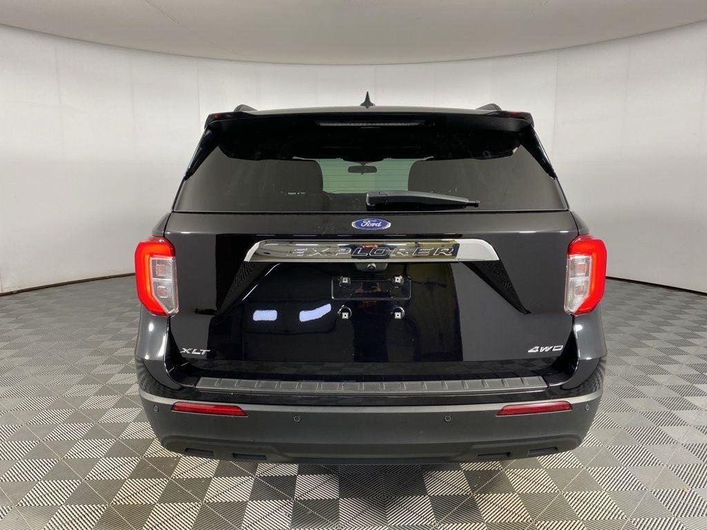Used 2023 Black Metallic Ford XLT image 11