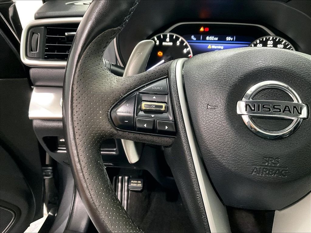 Used 2016 Gun Metallic Nissan SR image 22