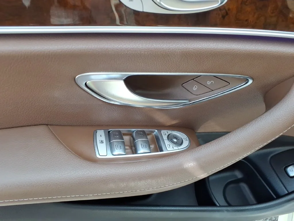 Used 2019 White Mercedes-Benz E 450 image 21