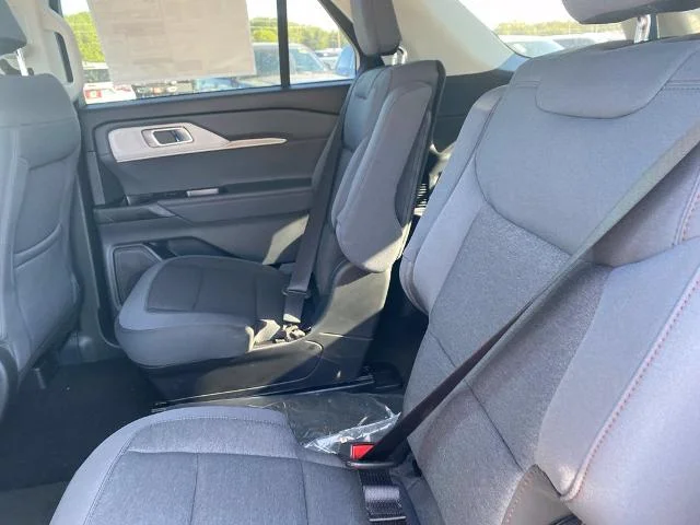 New 2026 Carbonized Gray Metallic Ford Active image 29