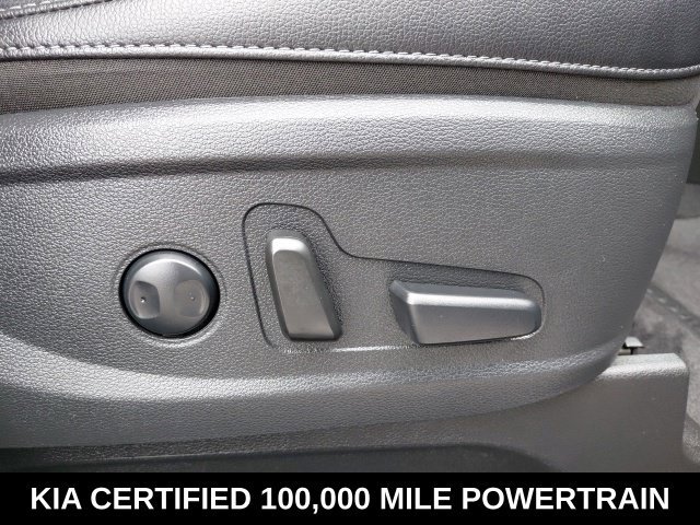 Used 2025 Black Kia SX X-Line image 31