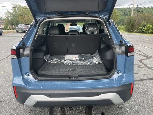 New 2026 Monterey Blue Pearl Volkswagen 2.0T SE image 11