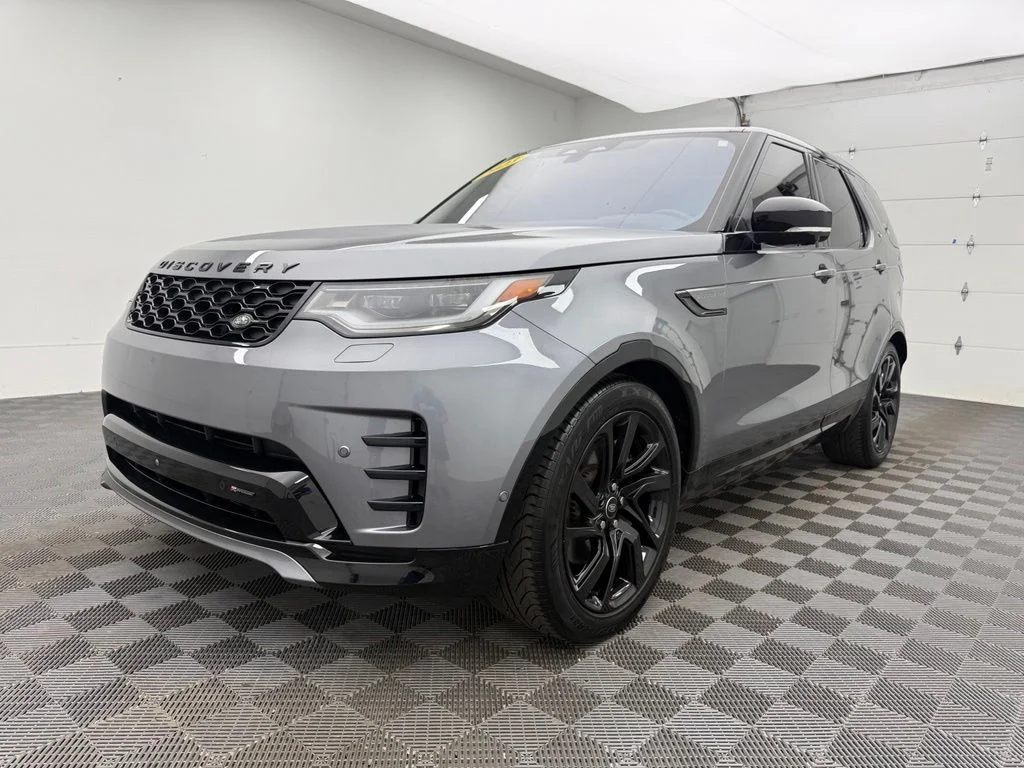 Used 2023  Land Rover S R-Dynamic image 2