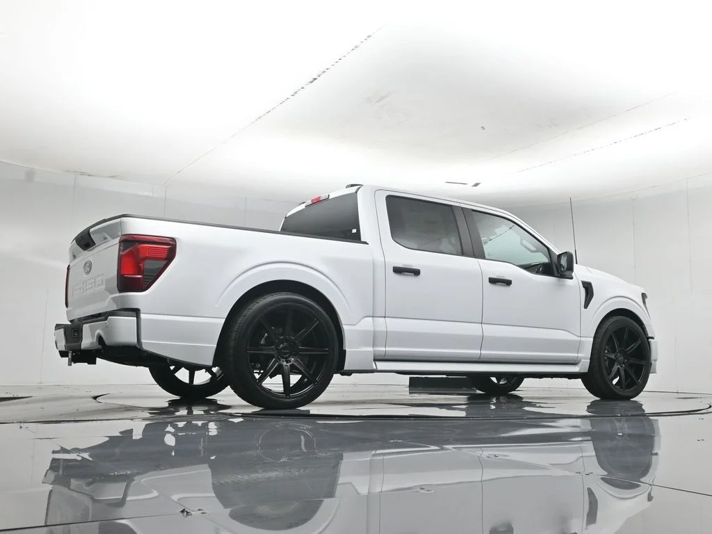 New 2026 Oxford White Ford STX image 46