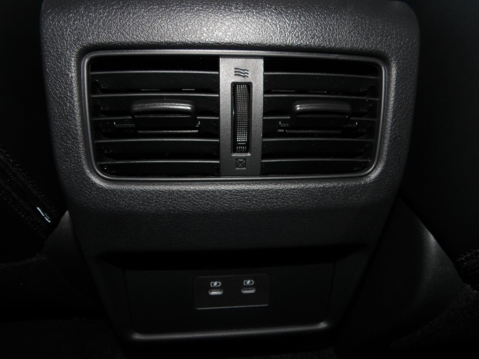New 2026 Everest White Pearl TriCoat Nissan Dark Armor™ image 22