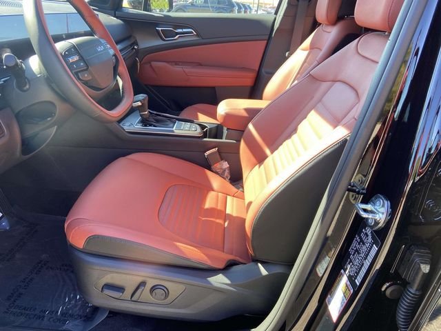 New 2026 Ebony Black Kia SX Prestige image 11