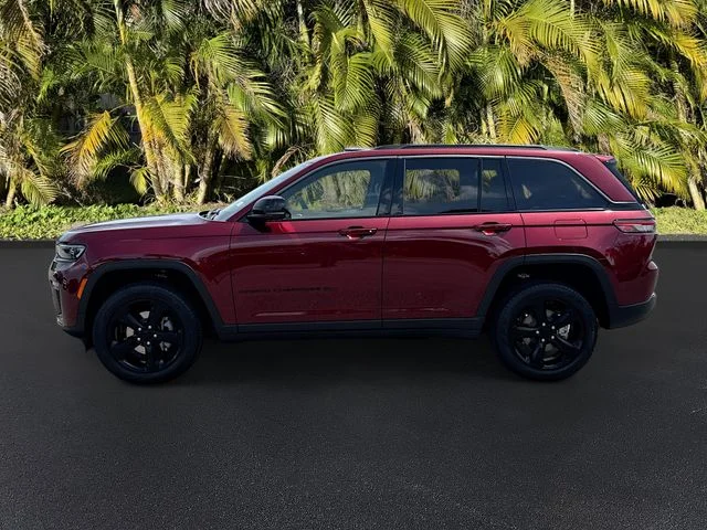 New 2026 Velvet Red Pearl-Coat Exterior Paint Jeep Limited image 2
