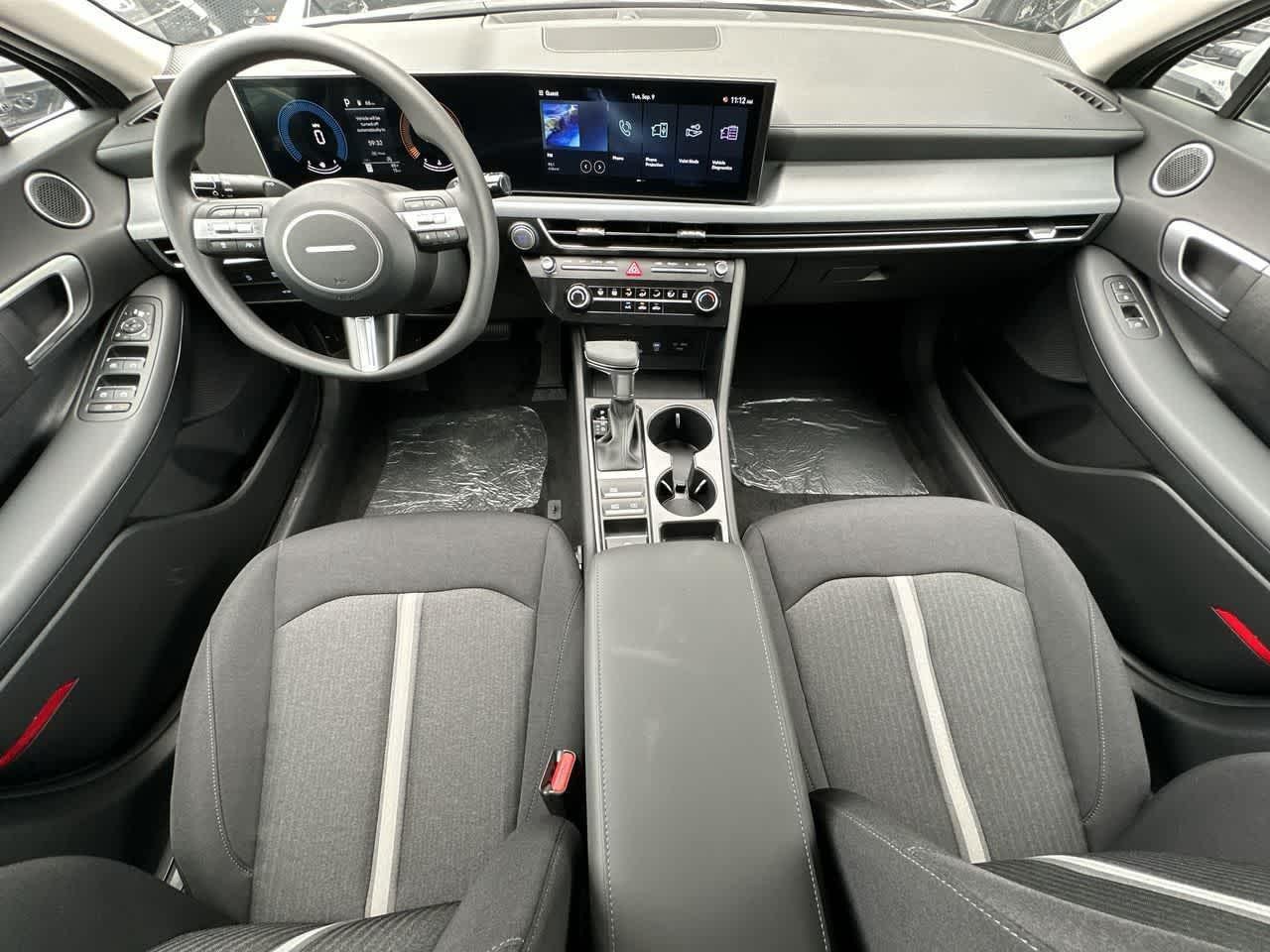 New 2026 Aero Silver Hyundai SE image 53
