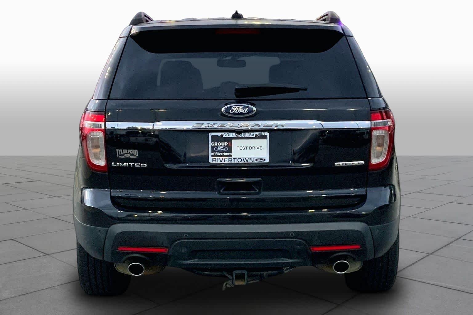 Used 2014 Tuxedo Black Metallic Ford Limited image 5