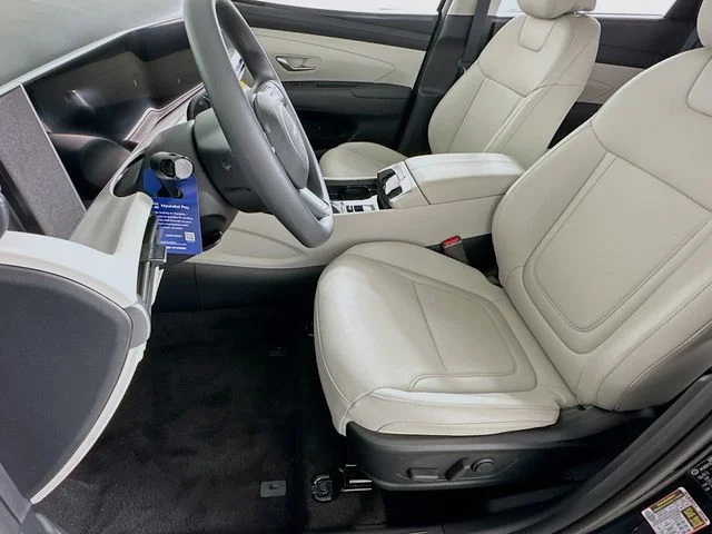 New 2026 Hyundai TUCSON SEL