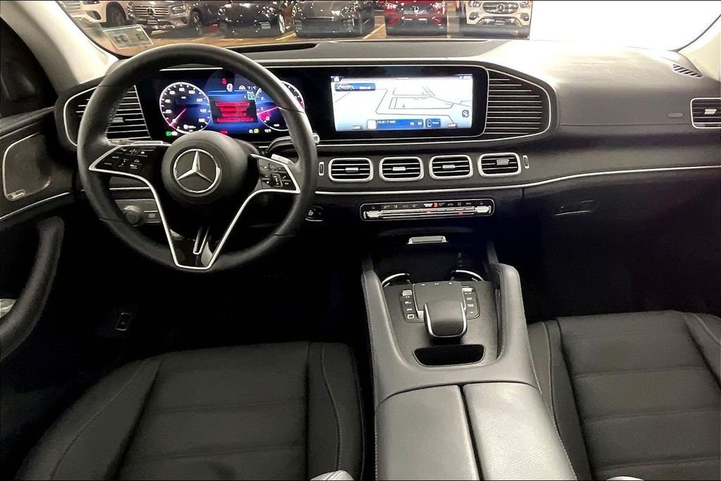 Used 2026  Mercedes-Benz GLE 450 image 13