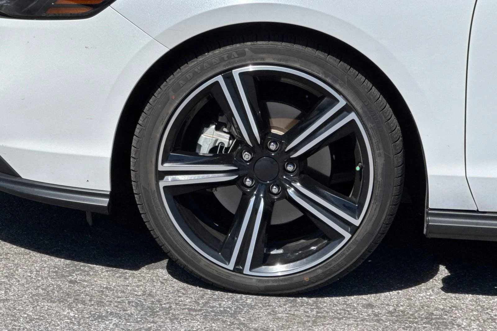 Used 2024  Honda Sport image 26