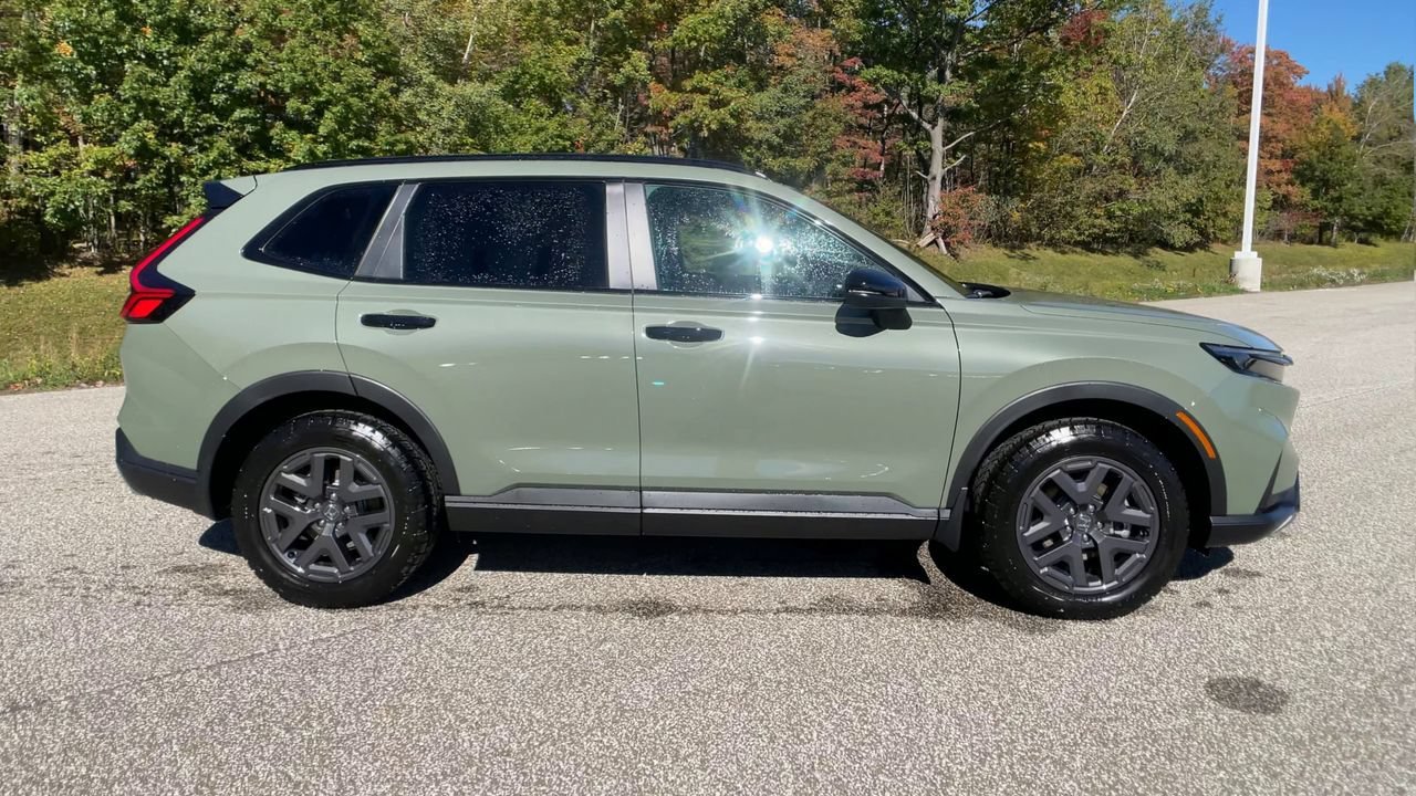 New 2026 Ash Green Metallic Honda AWD TrailSport Hybrid image 9
