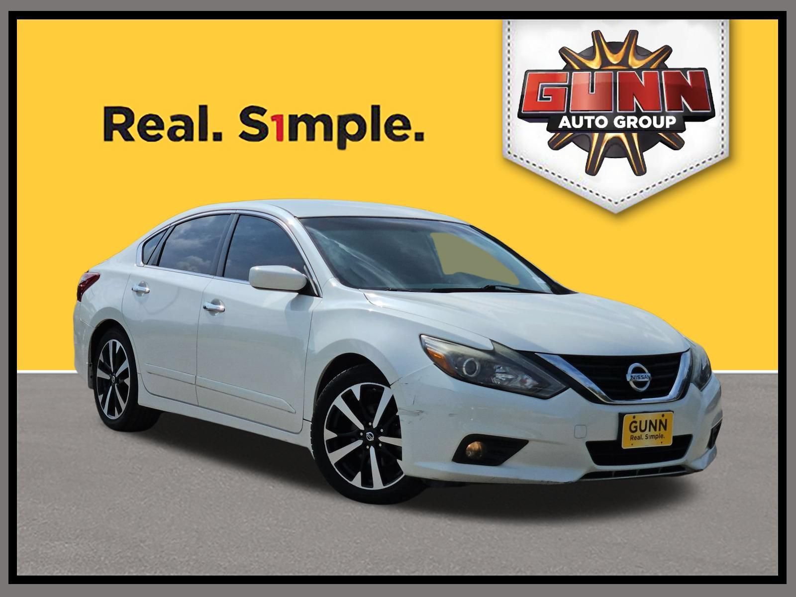 Used 2018 Pearl White Nissan 2.5 SR image 1