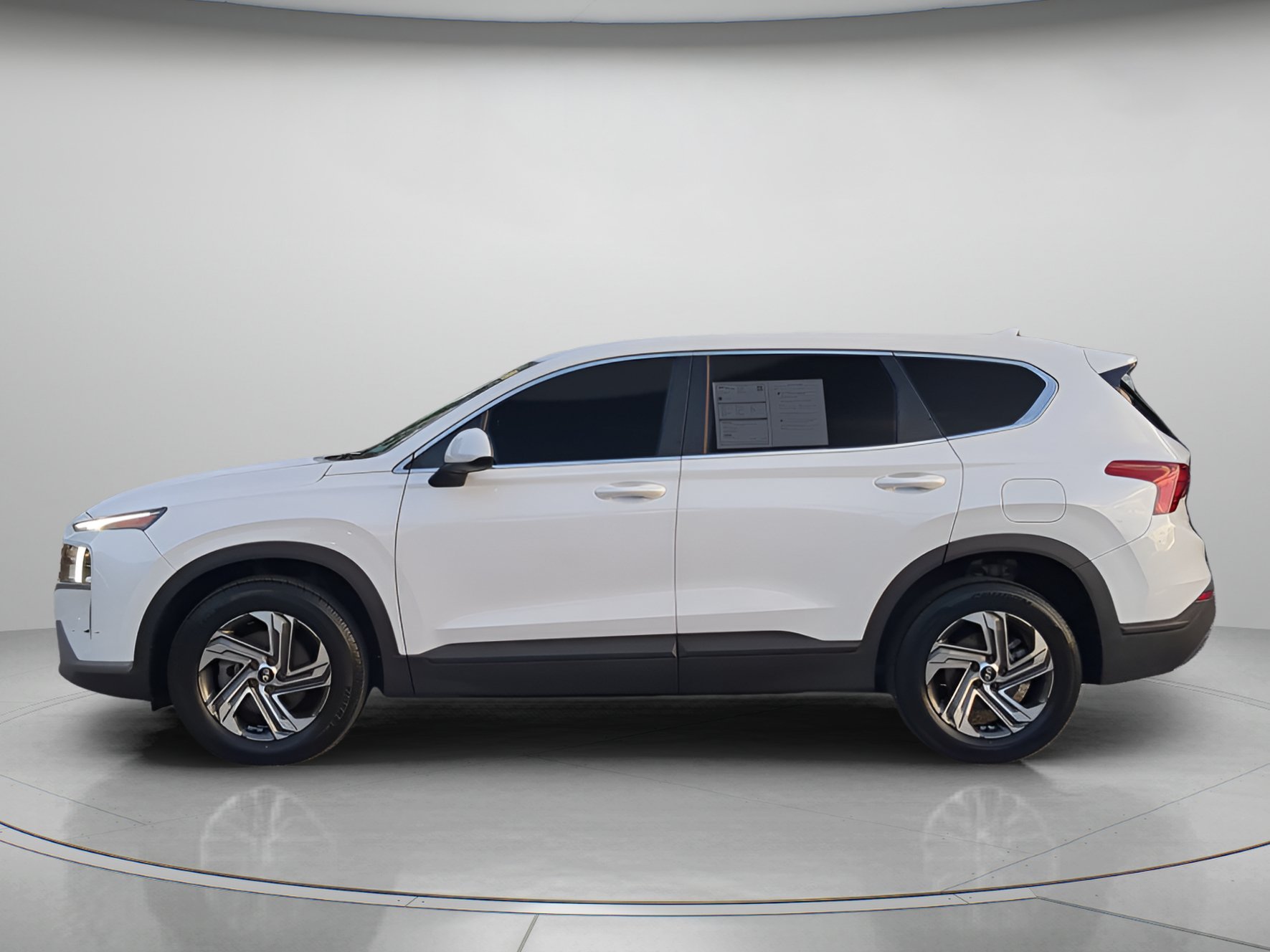 Used 2021 Quartz White Hyundai SE image 42