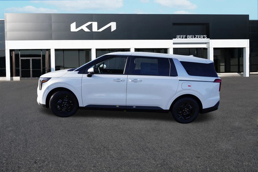 New 2026 Snow White Pearl Kia LXS image 6