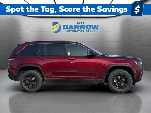 New 2026 Velvet Red Pearl-Coat Exterior Paint Jeep Altitude image 6