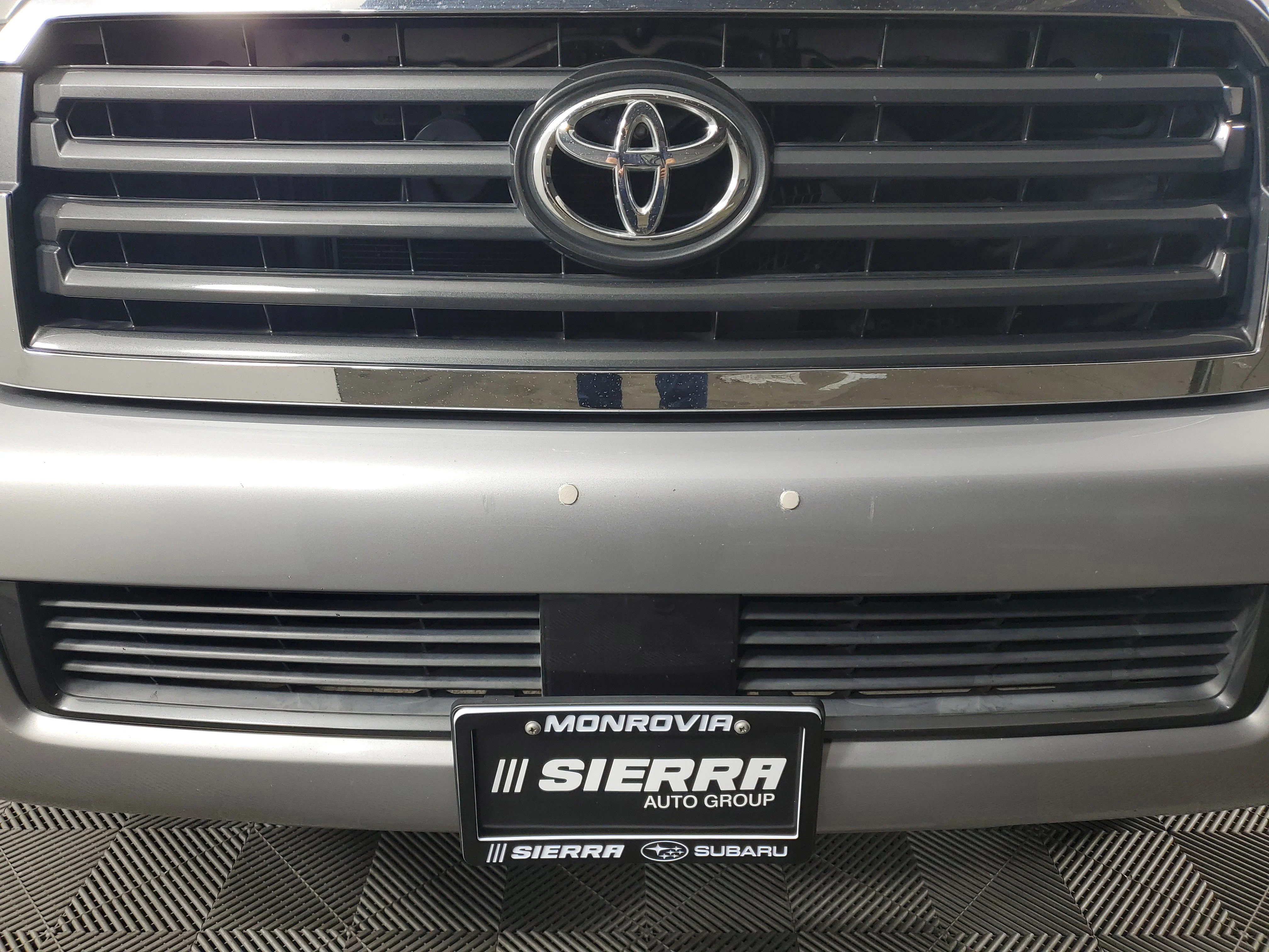 Used 2019 Silver Sky Metallic Toyota SR5 image 10