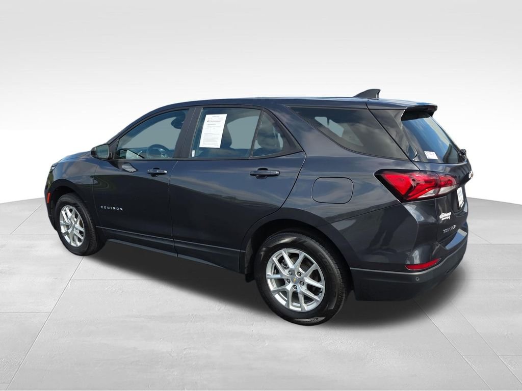 Used 2022 Gray Chevrolet LS image 3