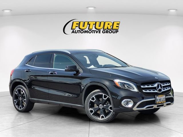 Used 2020 Black Mercedes-Benz GLA 250 image 1