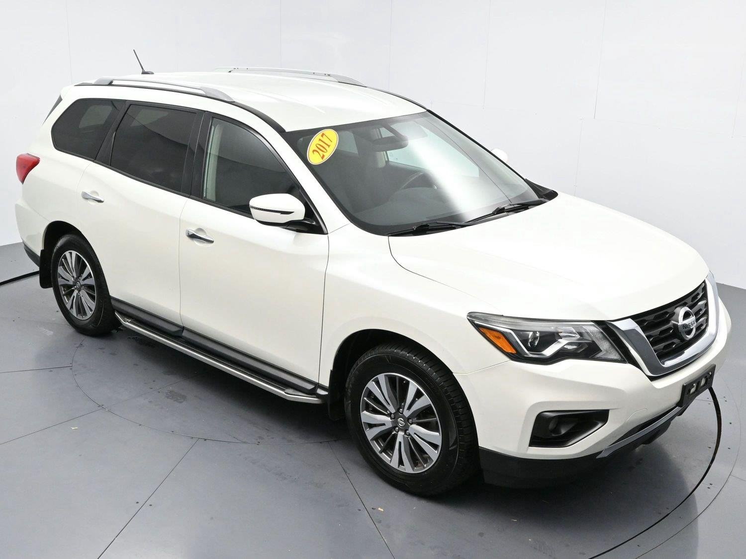 Used 2017 Pearl White Nissan SV image 40