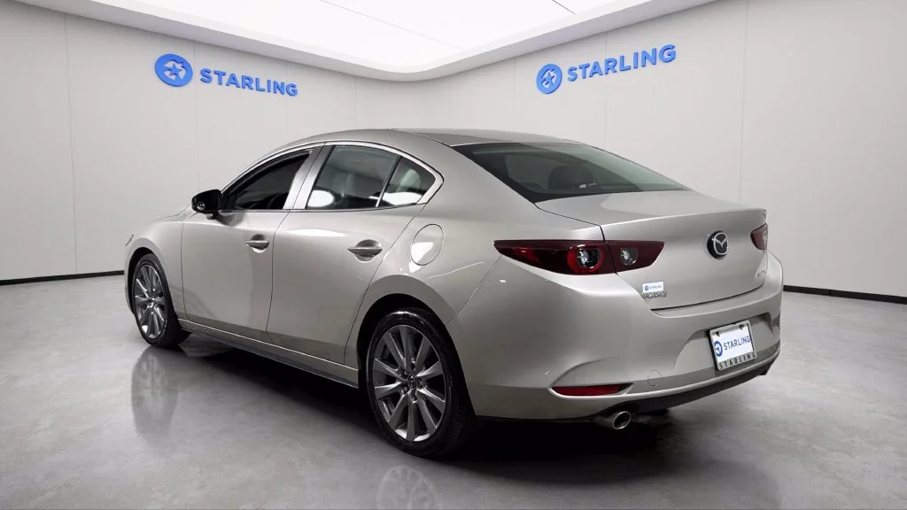 Used 2023 Gray Mazda 2.5 S Preferred image 5