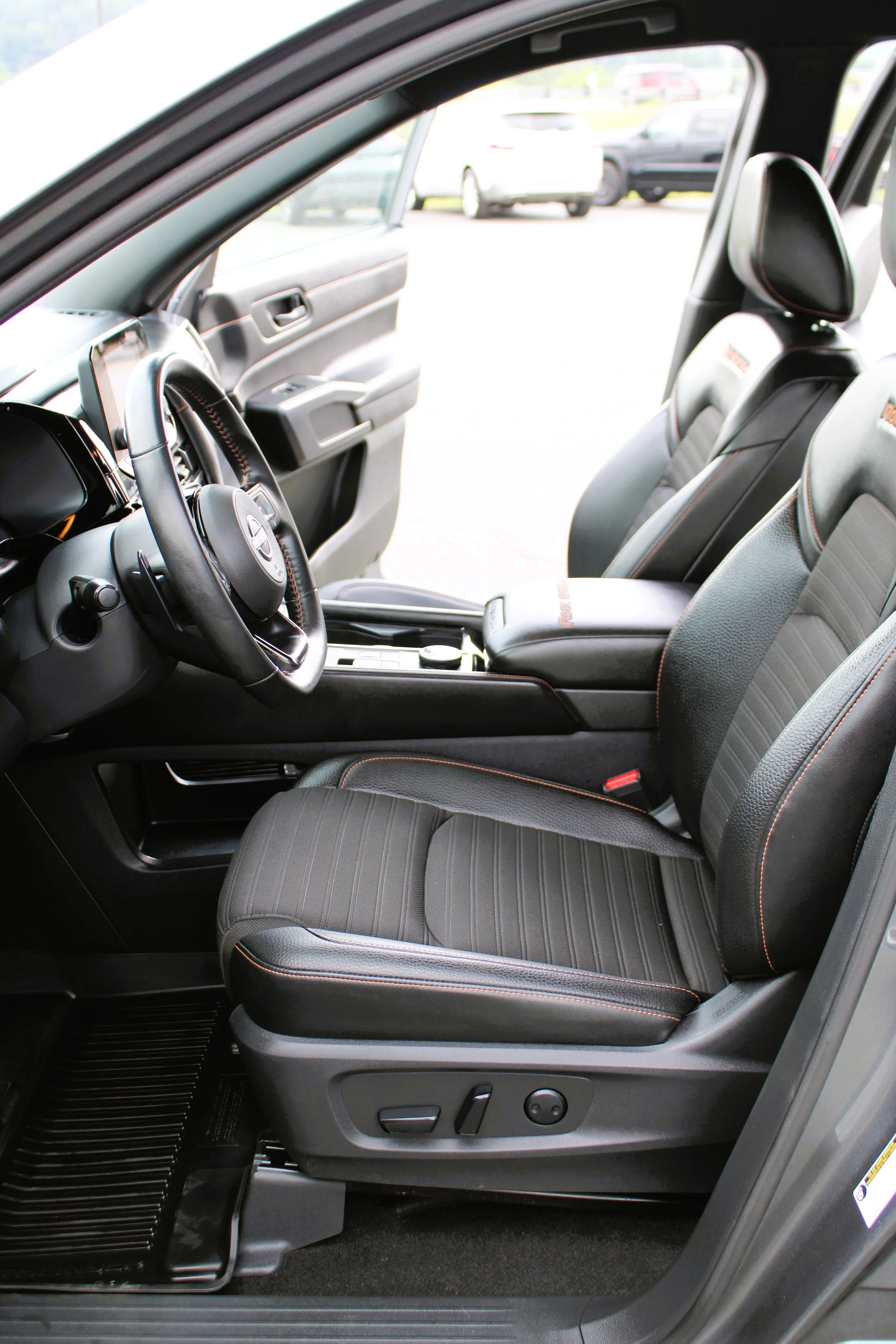 Used 2023 Gun Metallic Nissan Rock Creek image 20