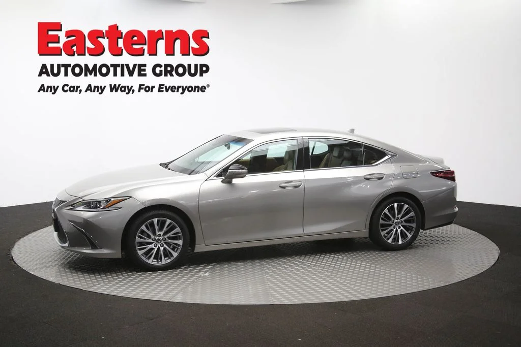 Used 2021 Silver Lexus 350 image 59