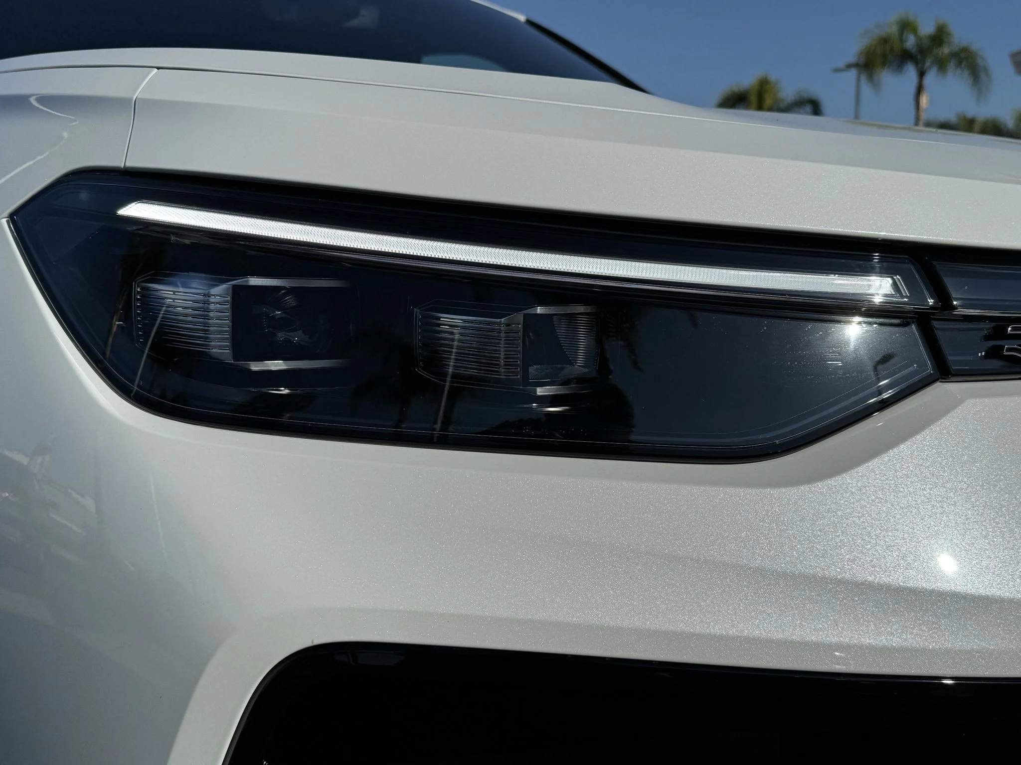 New 2026 Opal White Pearl Volkswagen SE R-Line Black image 9