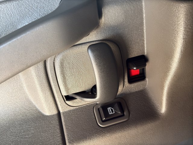 Used 2016 Cyber Gray Metallic Chevrolet LT image 13