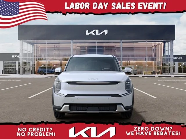 New 2026 Glacial White Pearl Kia Light Long Range RWD image 2