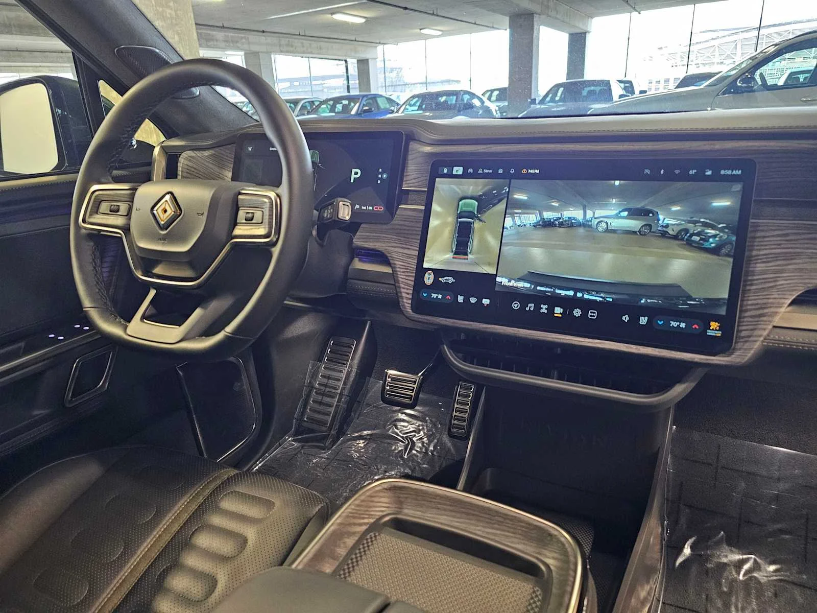 Used 2023  Rivian Adventure image 28
