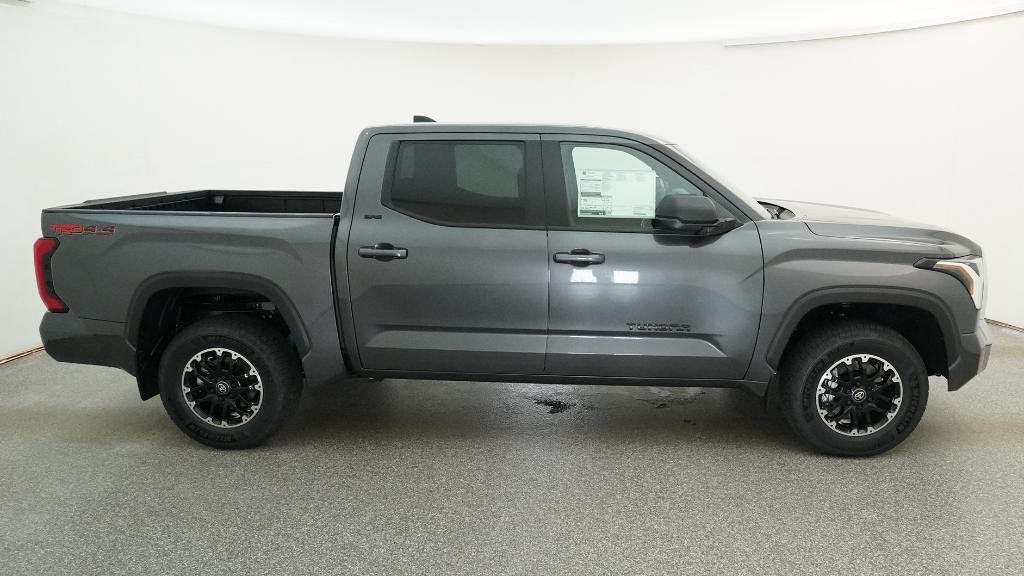 New 2026 Magnetic Gray Meta Toyota SR5 image 27