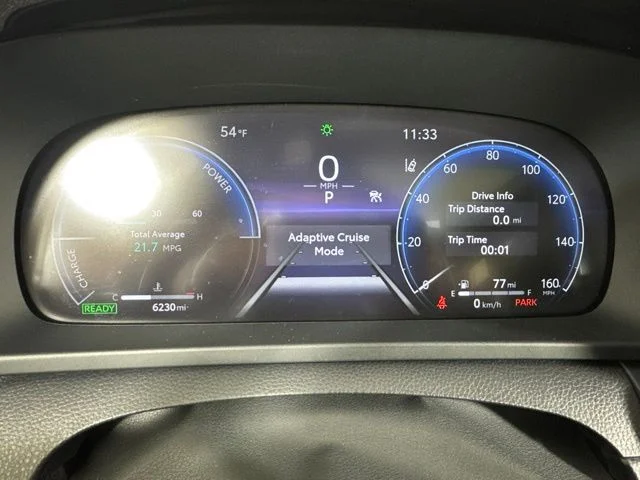 Certified Used 2025 Oxygen White Toyota Limited image 16