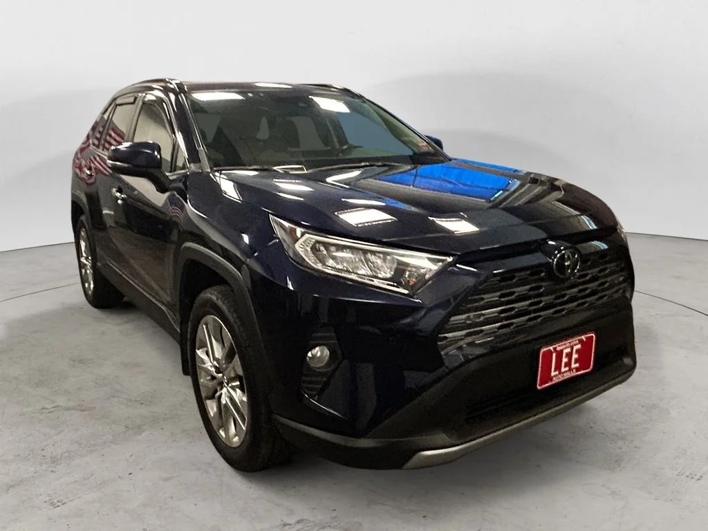 Used 2019 Blueprint Toyota Limited image 7